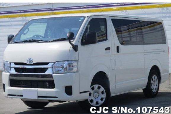 Toyota Hiace in White for Sale Image 2