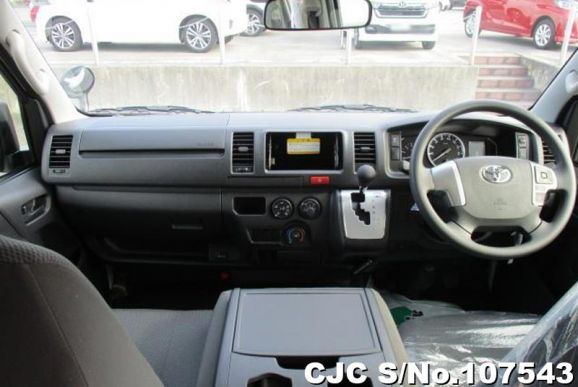 Toyota Hiace in White for Sale Image 8