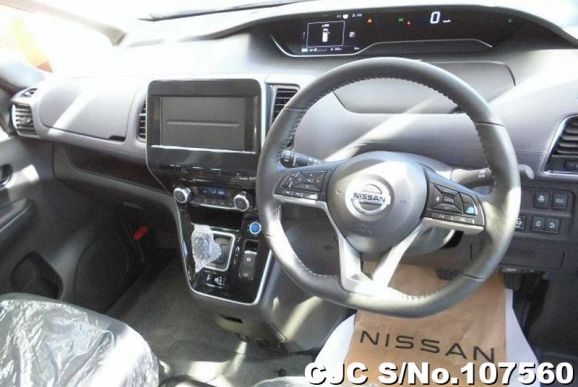 Nissan Serena in Black for Sale Image 9