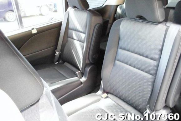 Nissan Serena in Black for Sale Image 14