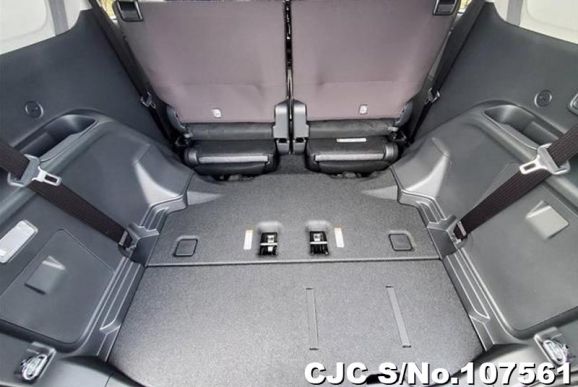 Toyota Sienna in Black for Sale Image 5