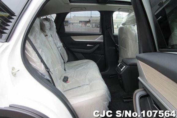 Mazda CX-60 in Pearl for Sale Image 9