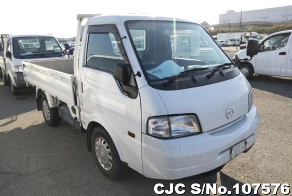 Mazda Bongo in White for Sale Image 0