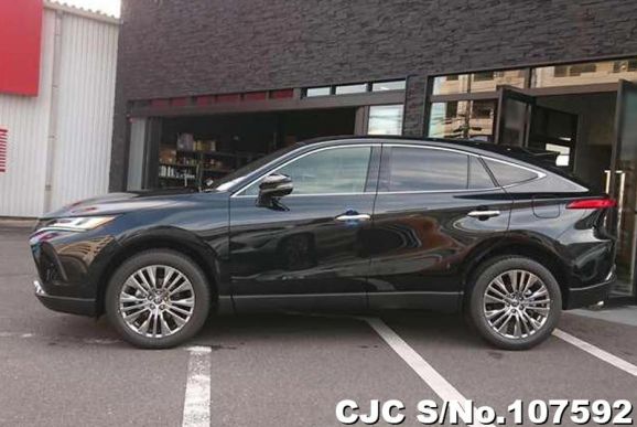 Toyota Harrier in Black for Sale Image 7