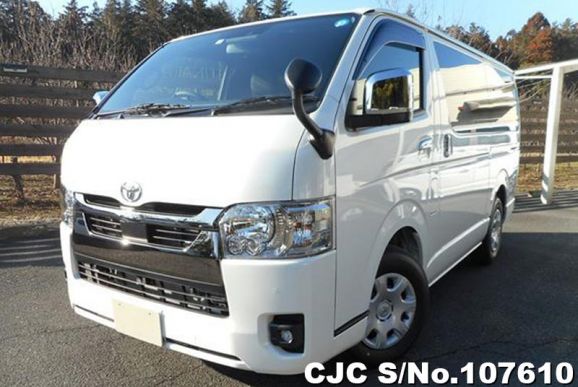 Toyota Hiace in White for Sale Image 1