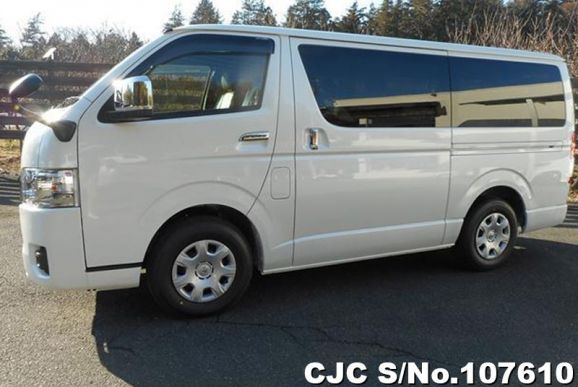 Toyota Hiace in White for Sale Image 5