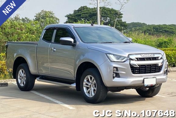 Isuzu D-Max in Silver for Sale Image 0