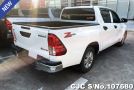 Toyota Hilux in White for Sale Image 2