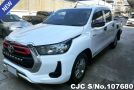 Toyota Hilux in White for Sale Image 3