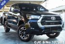 Toyota Hilux in Black for Sale Image 0