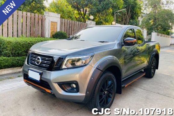 Nissan Navara in Gray for Sale Image 2