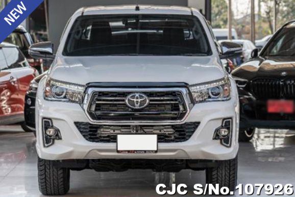 Toyota Hilux in White for Sale Image 4