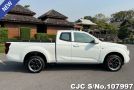 Isuzu D-Max in White for Sale Image 6