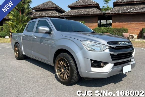 Isuzu D-Max in Silver for Sale Image 0