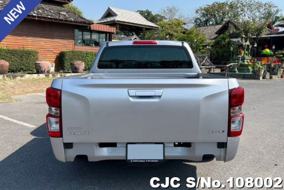 Isuzu D-Max in Silver for Sale Image 5