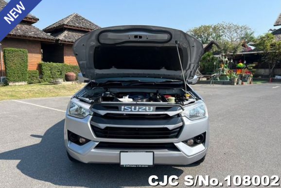 Isuzu D-Max in Silver for Sale Image 16