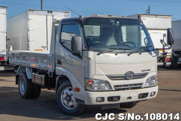 Hino Dutro in White for Sale Image 2