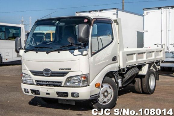 Hino Dutro in White for Sale Image 5