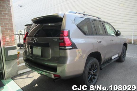 Toyota Land Cruiser Prado in Brown for Sale Image 1