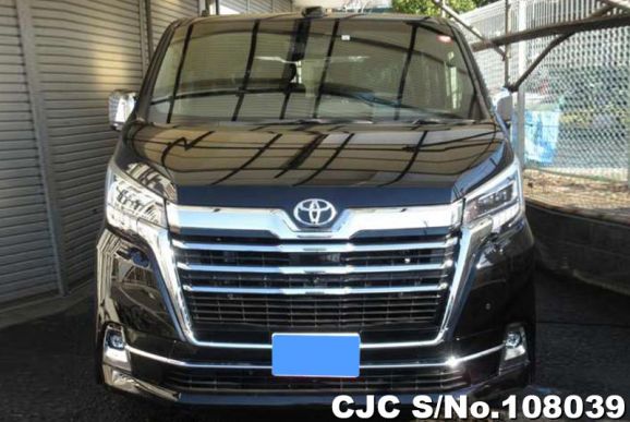 Toyota GranAce in Black for Sale Image 3