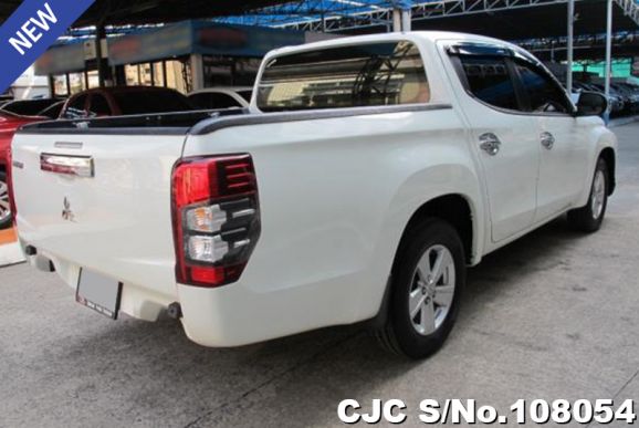 Mitsubishi Triton in White for Sale Image 1