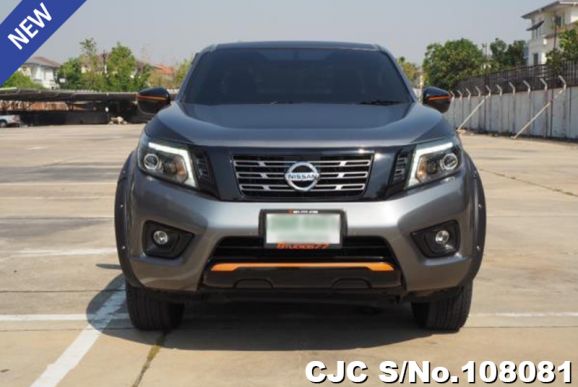 Nissan Navara in Gray for Sale Image 4