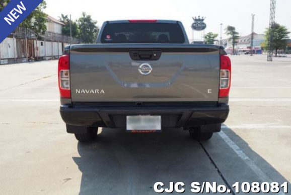 Nissan Navara in Gray for Sale Image 5