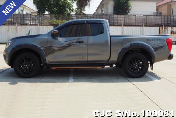 Nissan Navara in Gray for Sale Image 7