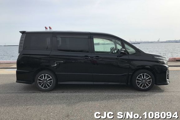 Toyota Voxy in BLACK for Sale Image 6