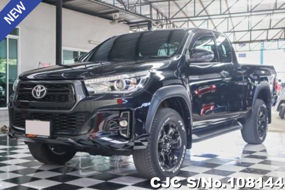 Toyota Hilux in Black for Sale Image 3