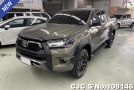 Toyota Hilux in Oxide Bronze Metallic for Sale Image 2