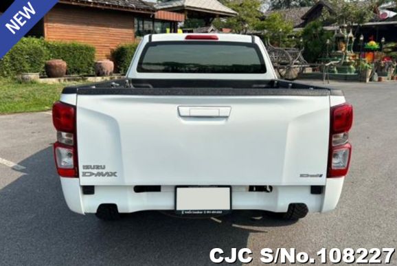 Isuzu D-Max in White for Sale Image 5