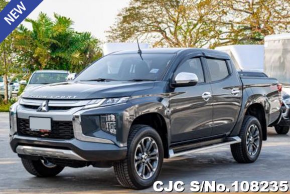 Mitsubishi Triton in Gray for Sale Image 2