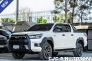 Toyota Hilux in White for Sale Image 3