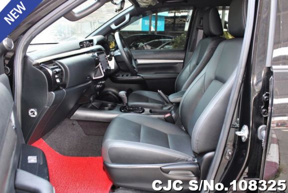 Toyota Hilux in Black for Sale Image 6