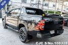 Toyota Hilux in Black for Sale Image 2