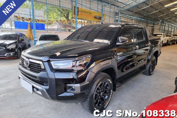 Toyota Hilux in Black for Sale Image 3