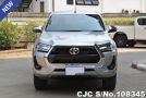 Toyota Hilux in Silver for Sale Image 3