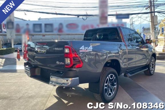 Toyota Hilux in Silver for Sale Image 1