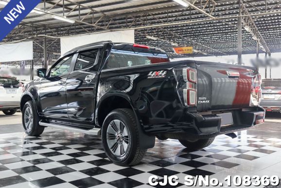 Isuzu D-Max in Black for Sale Image 1