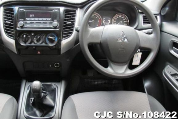 Mitsubishi Triton in Gray for Sale Image 4