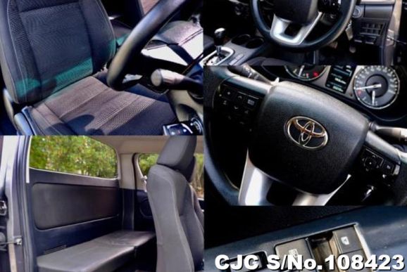 Toyota Hilux in Gray for Sale Image 6