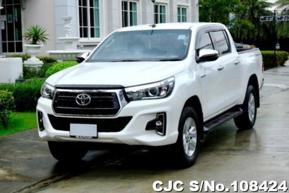 Toyota Hilux in White for Sale Image 1