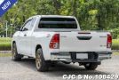 Toyota Hilux in White for Sale Image 1