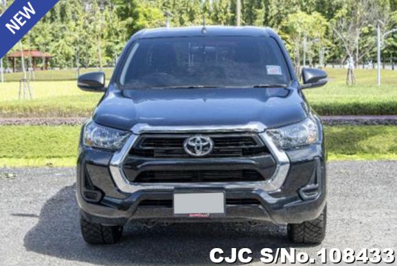 Toyota Hilux in Black for Sale Image 4