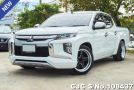 Mitsubishi Triton in White for Sale Image 2