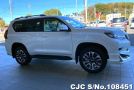 Toyota Land Cruiser Prado in White for Sale Image 6