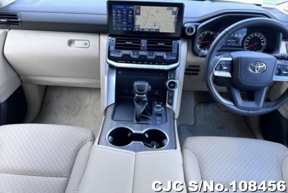 Toyota Land Cruiser in Pearl for Sale Image 2