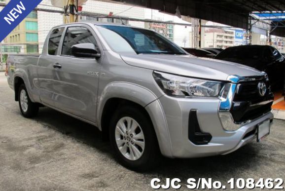 Toyota Hilux in Silver for Sale Image 0