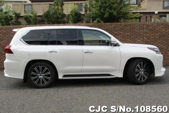 Lexus LX 570 in Pearl for Sale Image 6